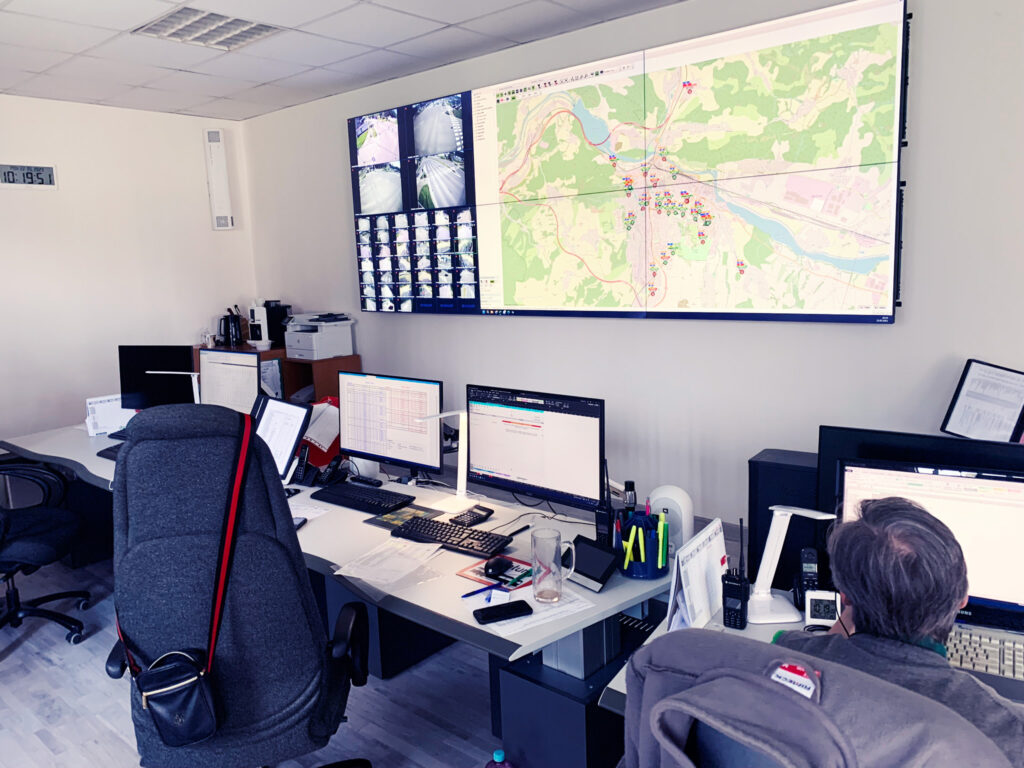 7984cf56f0554cac5d71b0a19a22e91c | Tehnologije za promet